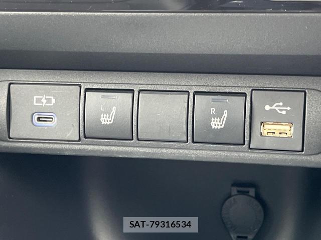 Toyota YARIS CROSS 2022-09 8221650-8