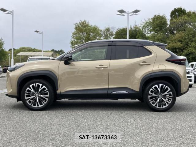 Toyota YARIS CROSS 2021-01 8222271-1