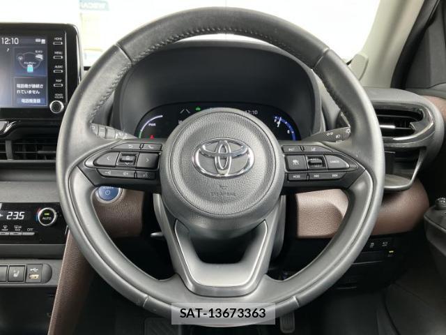 Toyota YARIS CROSS 2021-01 8222271-12