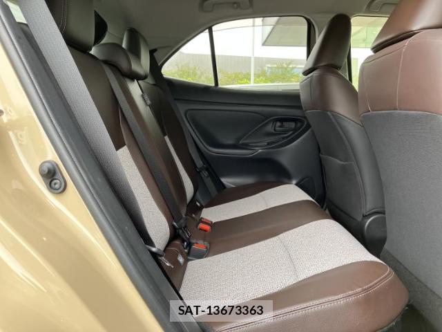 Toyota YARIS CROSS 2021-01 8222271-4