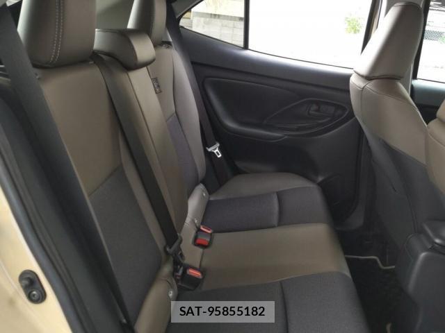 Toyota YARIS CROSS 2024-12 8223166-3