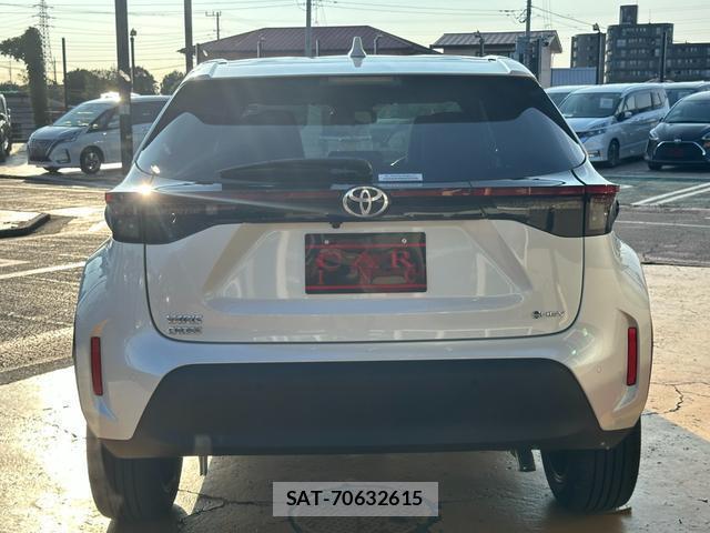 Toyota YARIS CROSS 2025-02 8223254-2