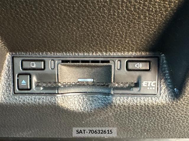Toyota YARIS CROSS 2025-02 8223254-9
