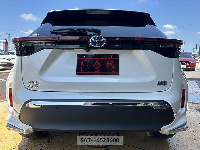 Toyota YARIS CROSS 2021-06 8223255-3