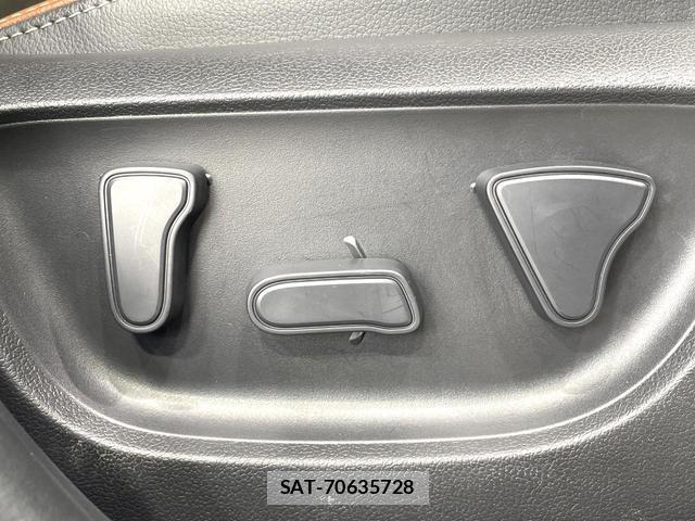 Toyota YARIS CROSS 2024-04 8223282-5