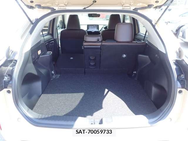 Toyota YARIS CROSS 2023-03 8223820-11