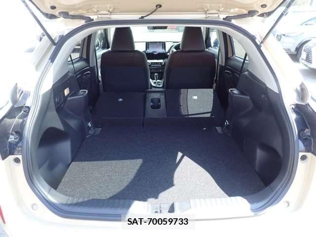 Toyota YARIS CROSS 2023-03 8223820-12