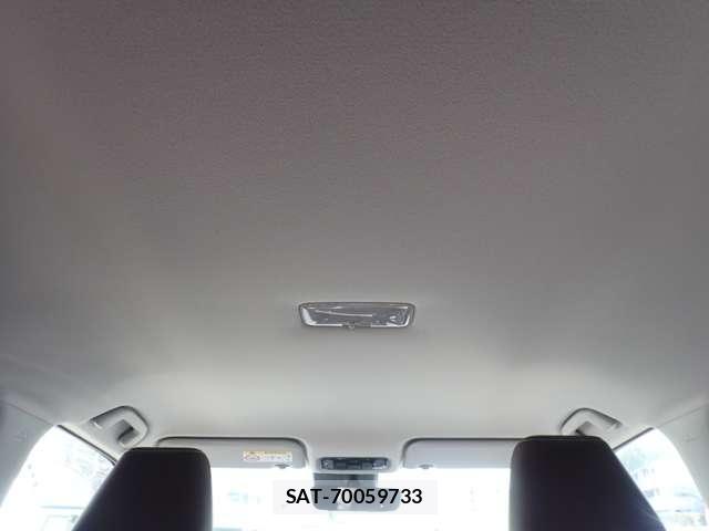 Toyota YARIS CROSS 2023-03 8223820-13