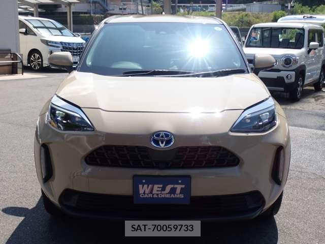 Toyota YARIS CROSS 2023-03 8223820-14