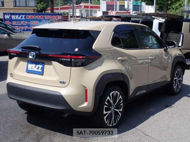Toyota YARIS CROSS 2023-03 8223820-17