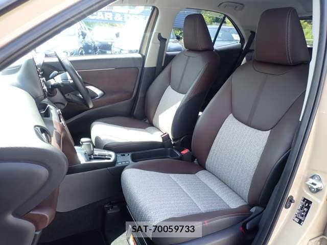 Toyota YARIS CROSS 2023-03 8223820-3