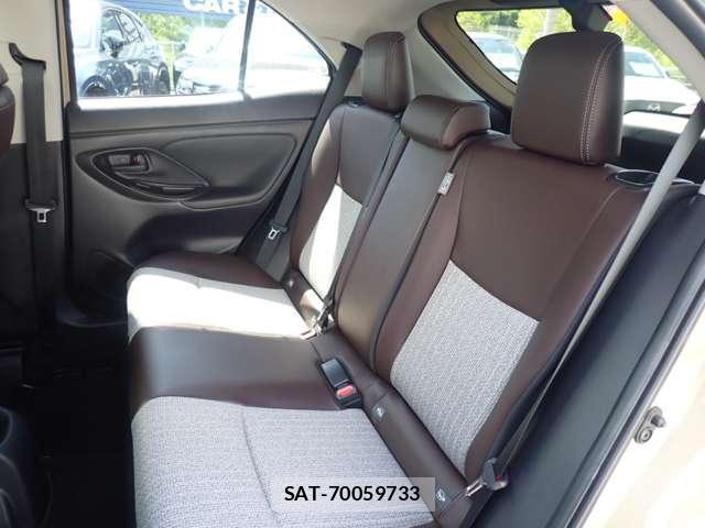 Toyota YARIS CROSS 2023-03 8223820-7