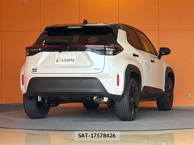 Toyota YARIS CROSS 2026-04 8224596-15