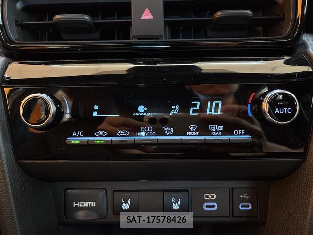 Toyota YARIS CROSS 2026-04 8224596-6