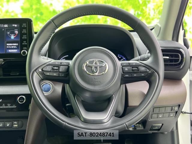 Toyota YARIS CROSS 2021-08 8225171-12