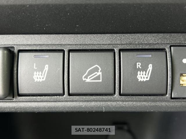 Toyota YARIS CROSS 2021-08 8225171-17