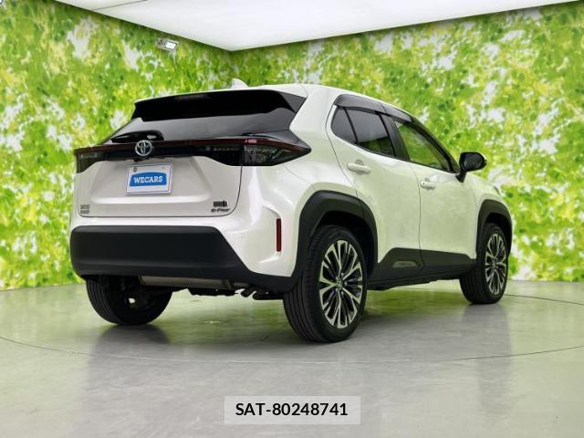 Toyota YARIS CROSS 2021-08 8225171-2