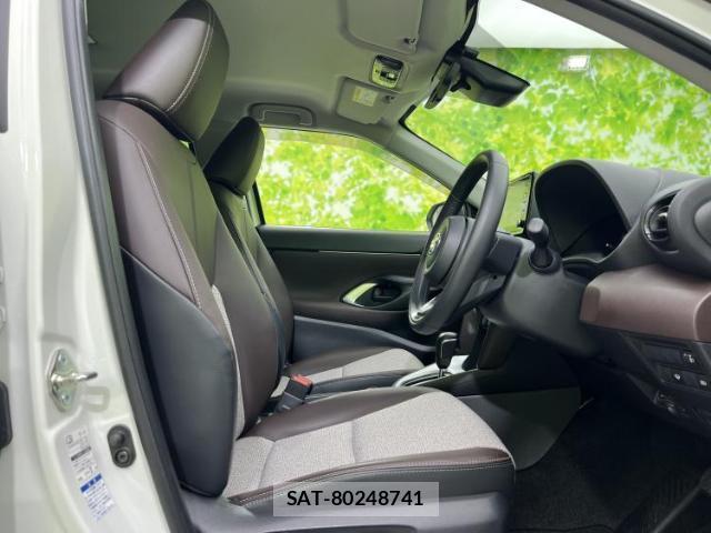 Toyota YARIS CROSS 2021-08 8225171-3