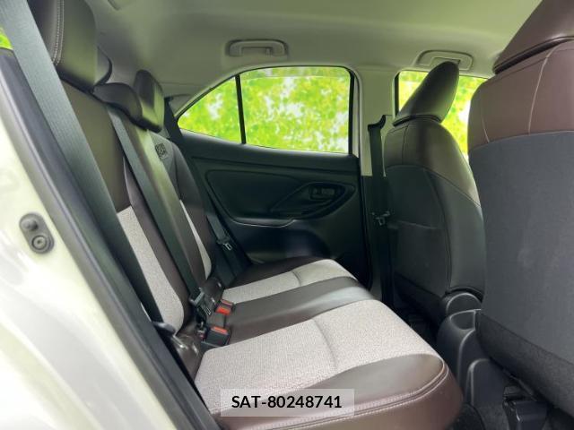 Toyota YARIS CROSS 2021-08 8225171-4