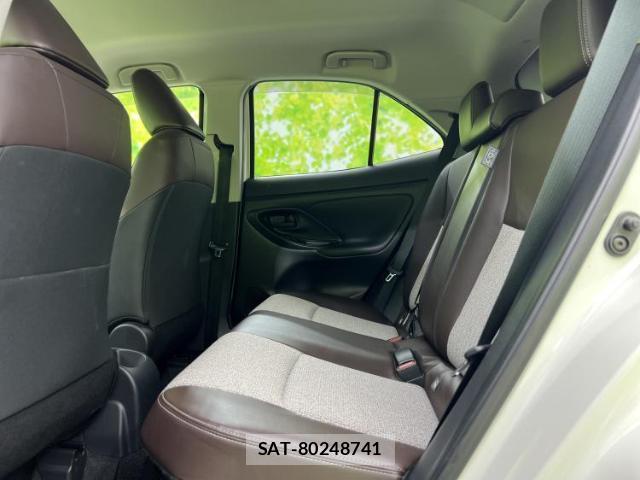 Toyota YARIS CROSS 2021-08 8225171-6