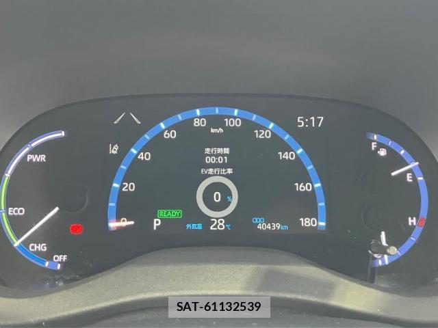 Toyota YARIS CROSS 2022-08 8225261-12
