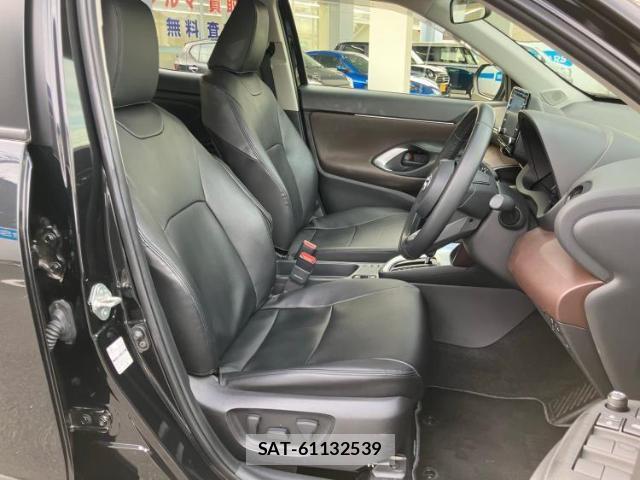 Toyota YARIS CROSS 2022-08 8225261-4