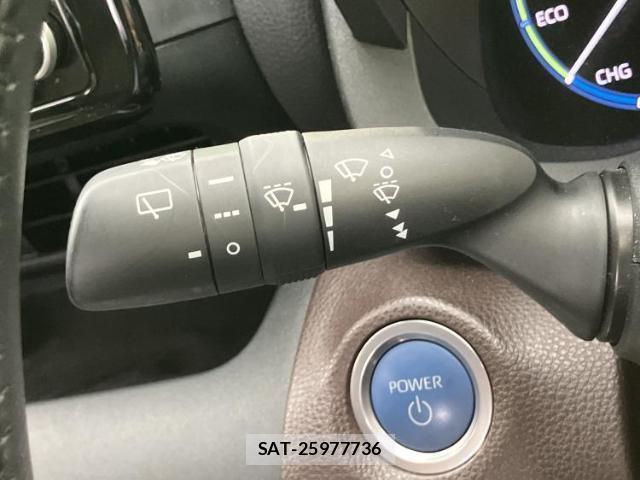 Toyota YARIS CROSS 2022-06 8225381-14