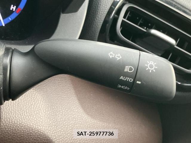 Toyota YARIS CROSS 2022-06 8225381-15