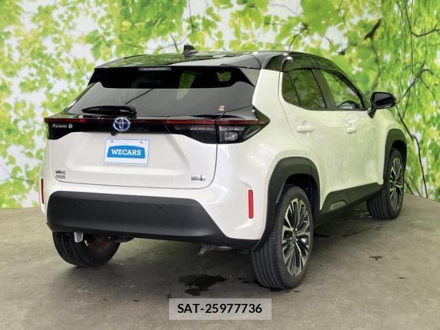 Toyota YARIS CROSS 2022-06 8225381-2