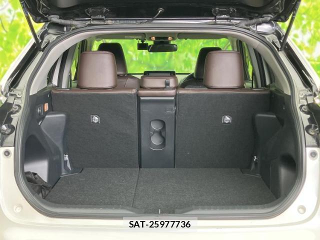 Toyota YARIS CROSS 2022-06 8225381-7