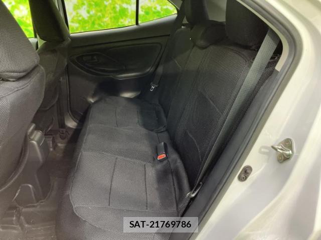 Toyota YARIS CROSS 2024-04 8225459-6