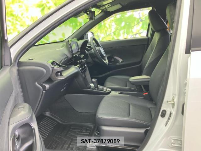 Toyota YARIS CROSS 2024-04 8225528-5