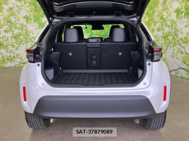 Toyota YARIS CROSS 2024-04 8225528-7