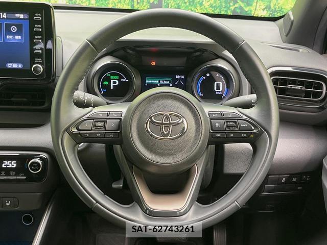 Toyota YARIS 2020-05 8216274-10