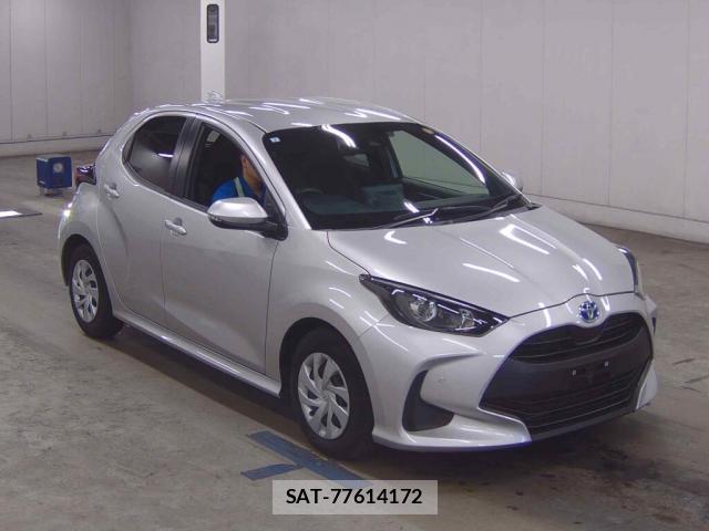 Toyota YARIS 2021-07 8217018-0