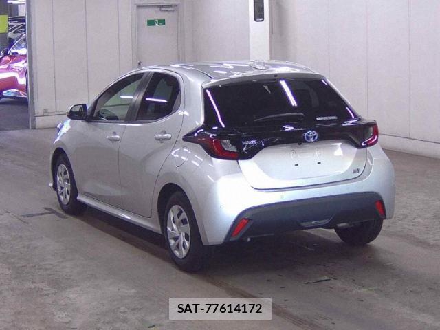 Toyota YARIS 2021-07 8217018-1