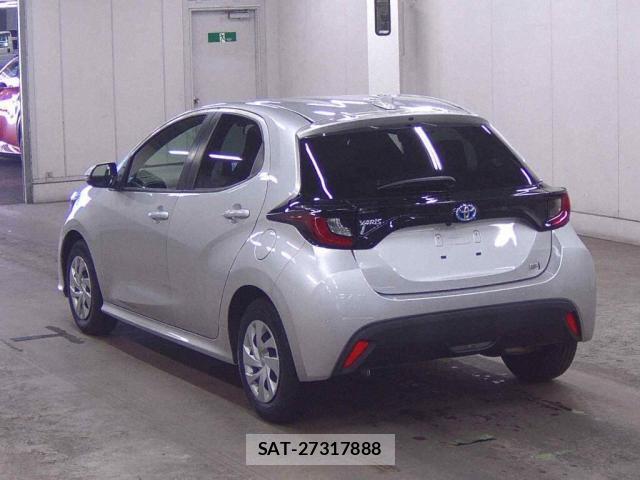 Toyota YARIS 2021-07 8217054-1