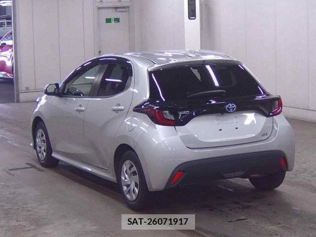Toyota YARIS 2021-10 8217055-1