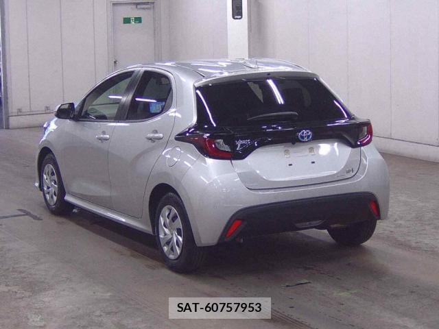 Toyota YARIS 2021-07 8217056-1
