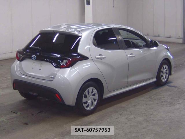 Toyota YARIS 2021-07 8217056-4