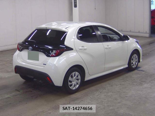 Toyota YARIS 2022-07 8217074-4
