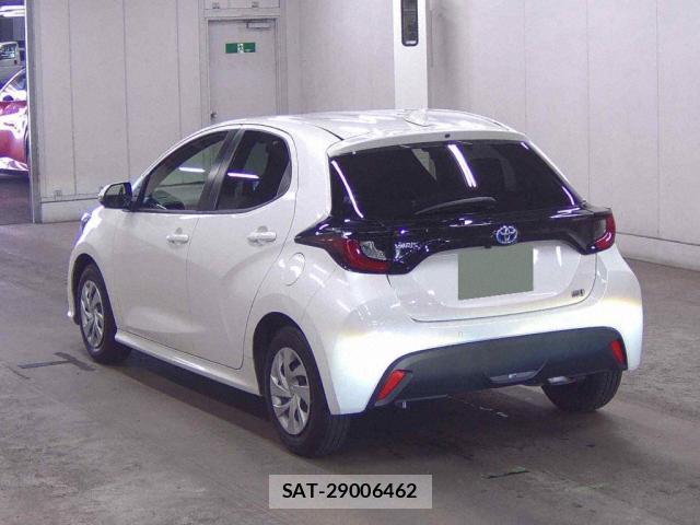 Toyota YARIS 2022-07 8217075-1