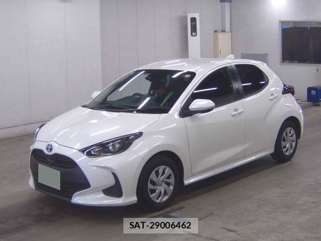 Toyota YARIS 2022-07 8217075-3