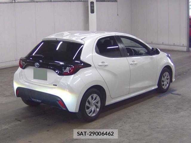 Toyota YARIS 2022-07 8217075-4