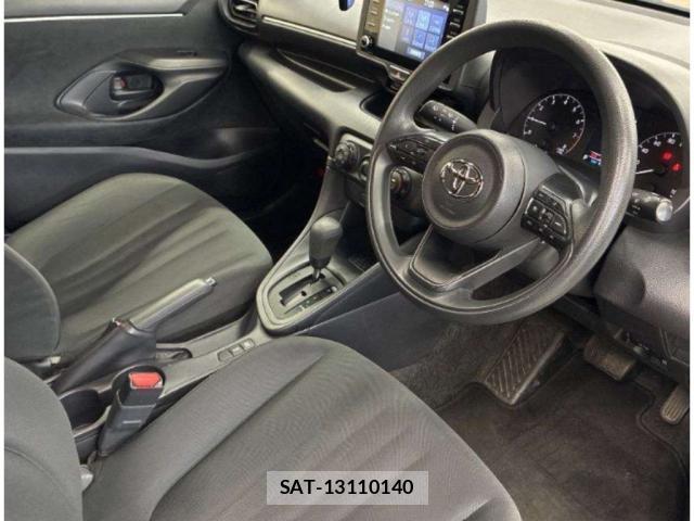 Toyota YARIS 2023-01 8217441-2