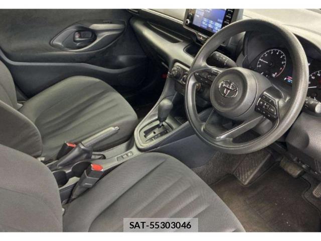 Toyota YARIS 2023-01 8217443-2