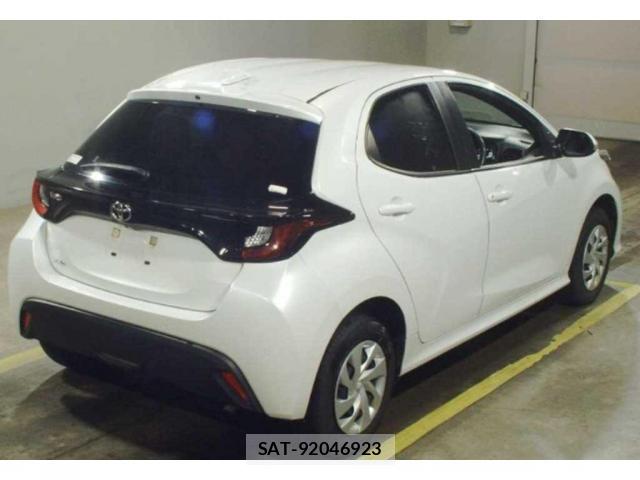 Toyota YARIS 2023-03 8217522-1