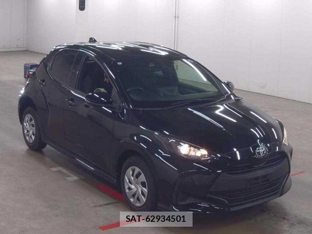 Toyota YARIS 2022-07 8217753-4