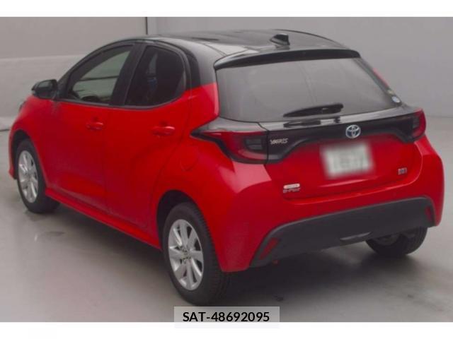 Toyota YARIS 2020-06 8217856-1