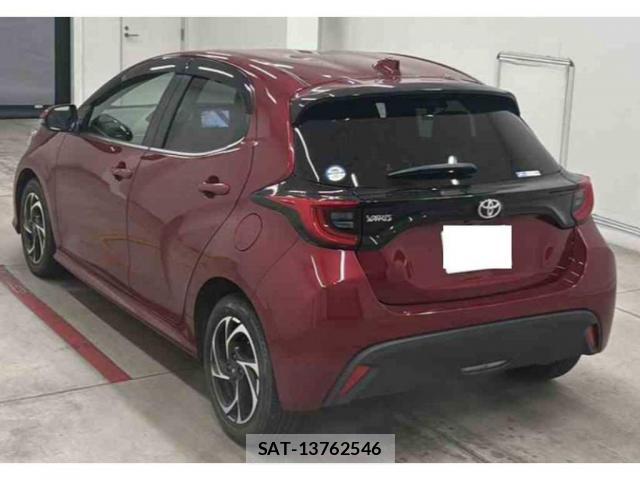 Toyota YARIS 2022-12 8218082-3